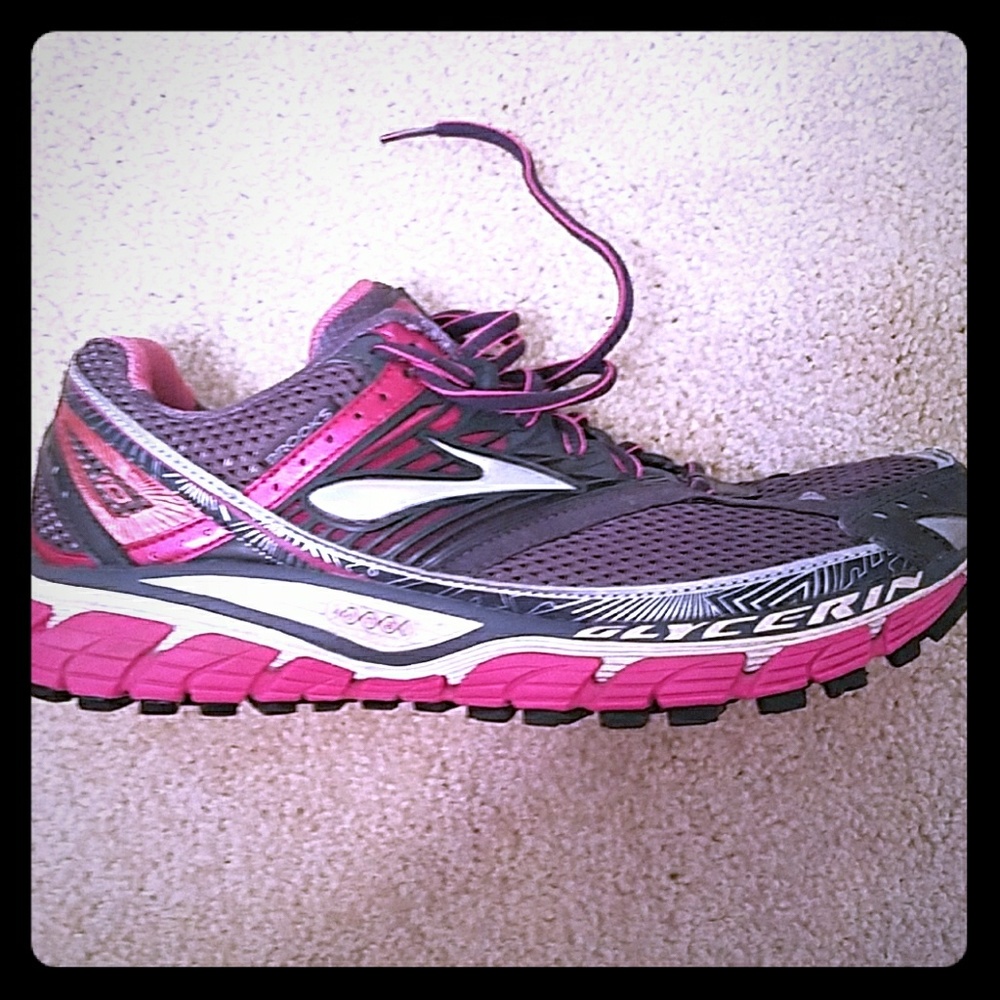 Brooks Glycerine running shoes sz 10.5