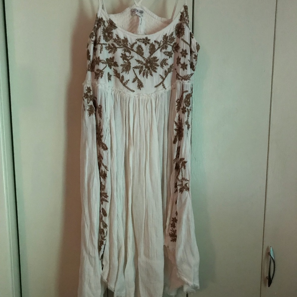 Free People Embroidered Babydoll Slip Medium NWOT