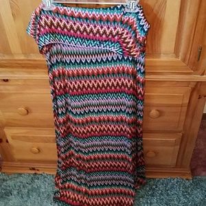 Soft bright colors. **EUC**