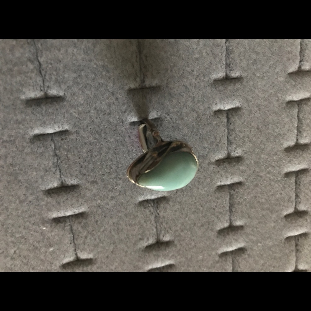 Beautiful stone ring sterling silver