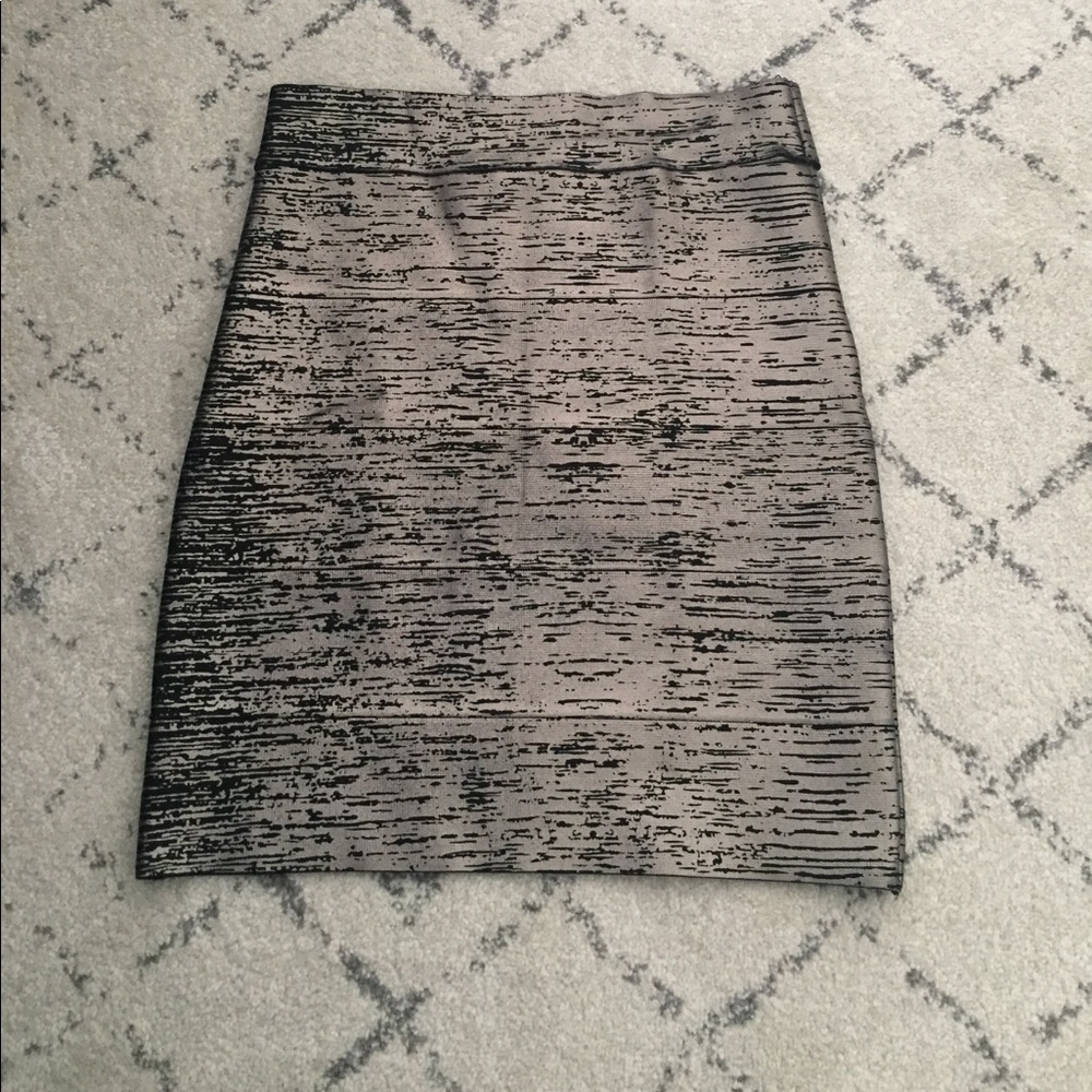 BCBG Max Azaria Fitted Mini Skirt