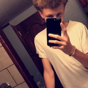 Meet your Posher, Dèmétrìúś