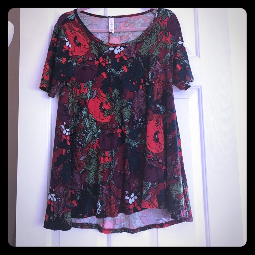 Lularoe Floral leggings material perfect tee