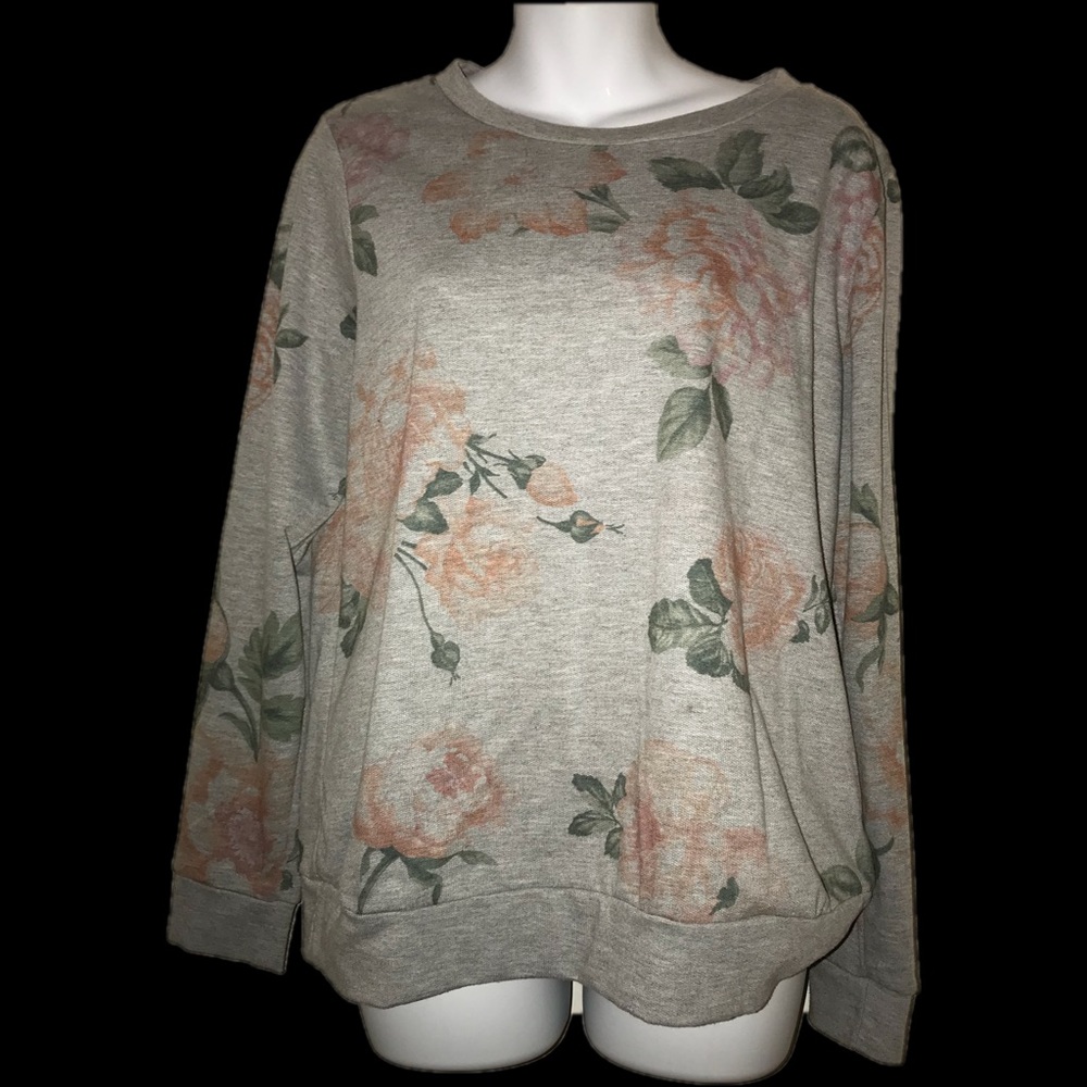 Charlotte Russe floral lightweight sweatshirt
