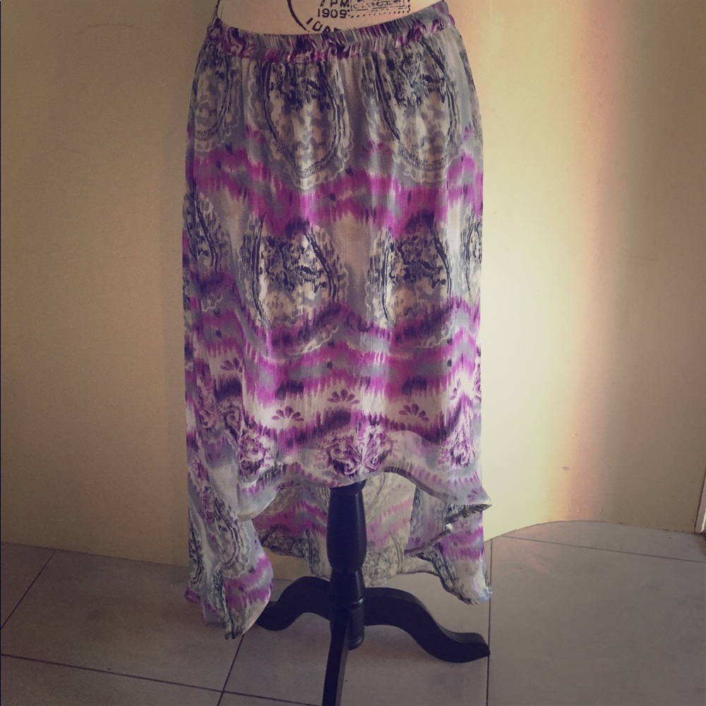 High-low skirt