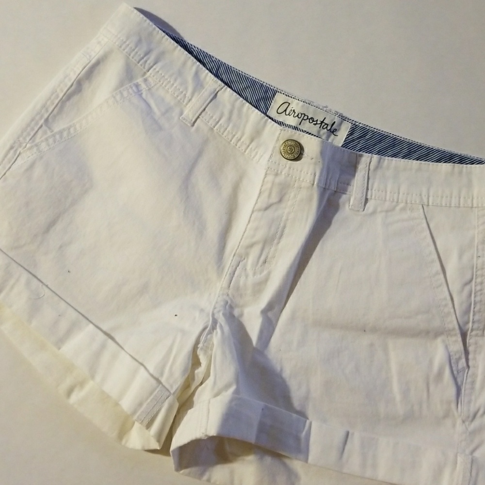 AEROPOSTALE White Shorts