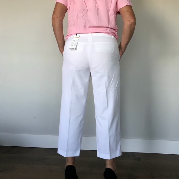 Lightweight White Modern Culottes Plus - Picture 8 of 8