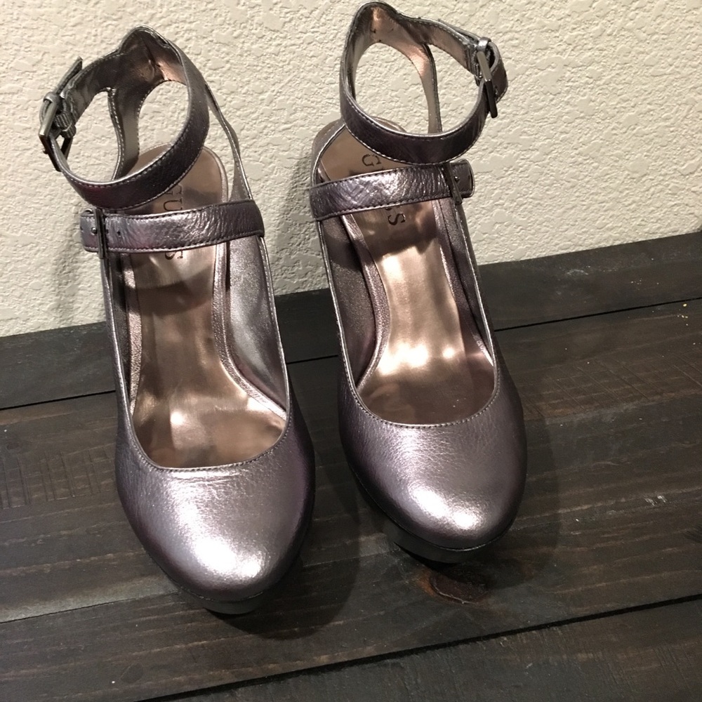 Guess grey heels - Picture 2 of 7
