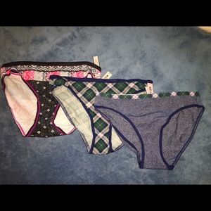 Medium Victoria’s Secret Bikini Undies - WITH TAGS