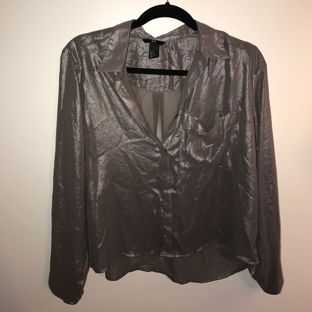 H&M cropped shimmer button up shirt