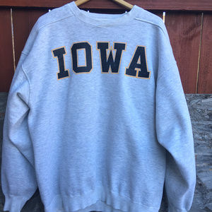 Vintage Iowa Hawkeyes Crewneck