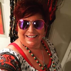 Meet your Posher, Annette