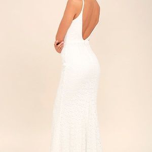 EPHEMERAL ALLURE IVORY LACE MAXI DRESS