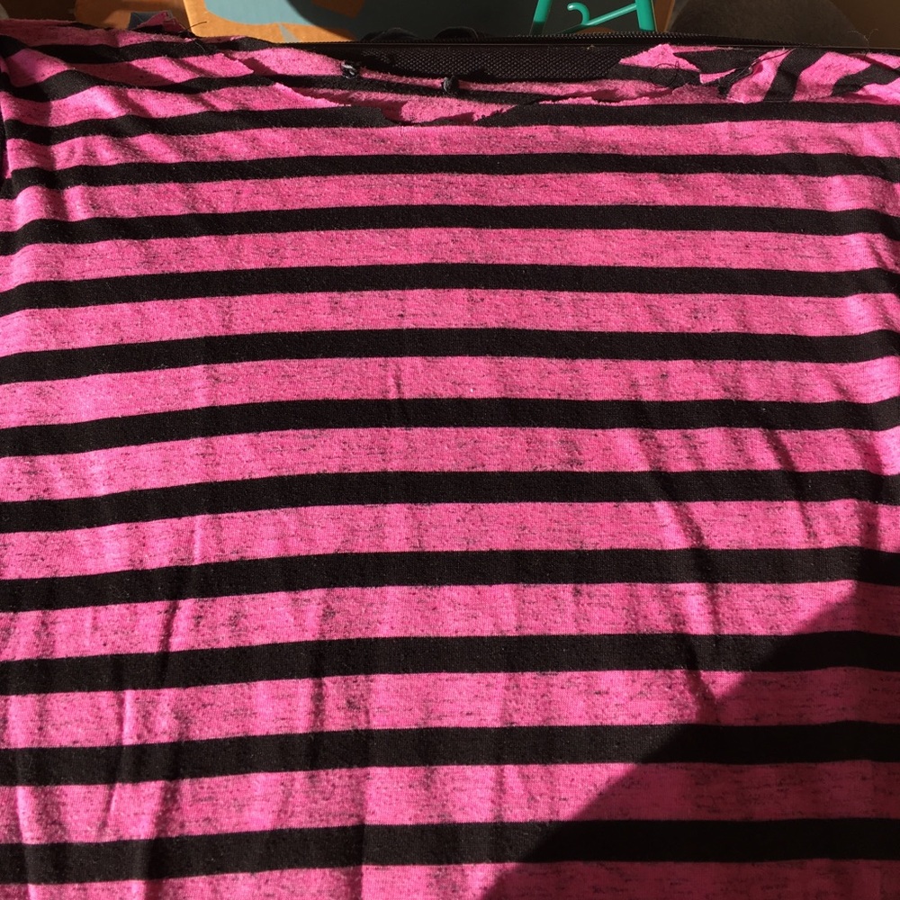 Muscle tee/shirt - Picture 2 of 3