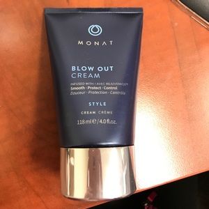 New Monat Blow Out Cream