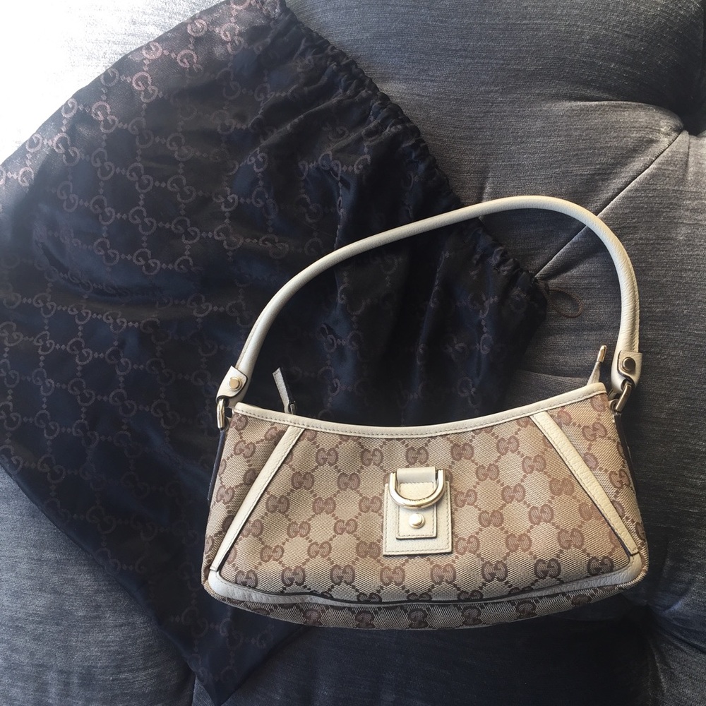 Gucci Hangbag Brown Signature Canvas