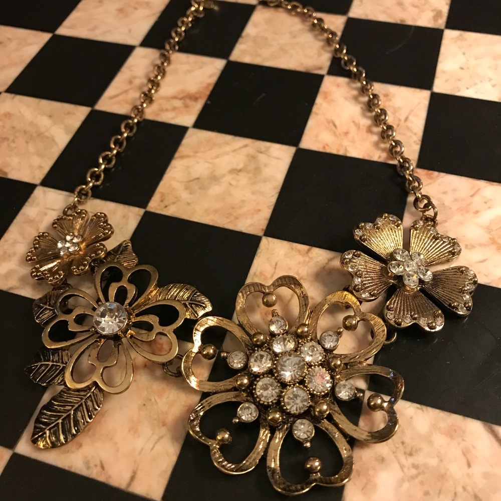 ✨Gold Statement Necklace