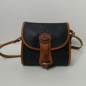 Vintage Dooney and Bourke CrossBody