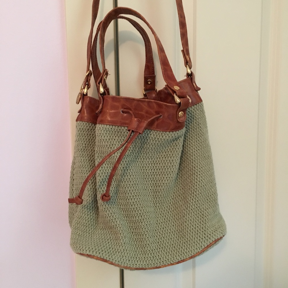 Super Cute Vintage Knit Bucket Bag
