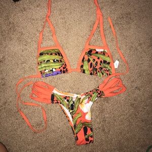 Zaful tropical bathingsuit (never been worn)