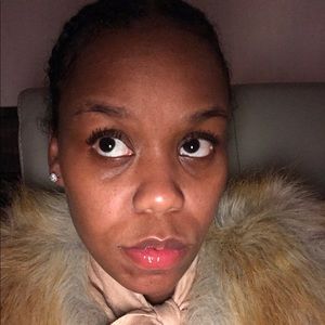 Meet your Posher, Keyania