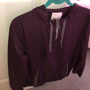 Maroon Windbreaker with front pocket and hoodie