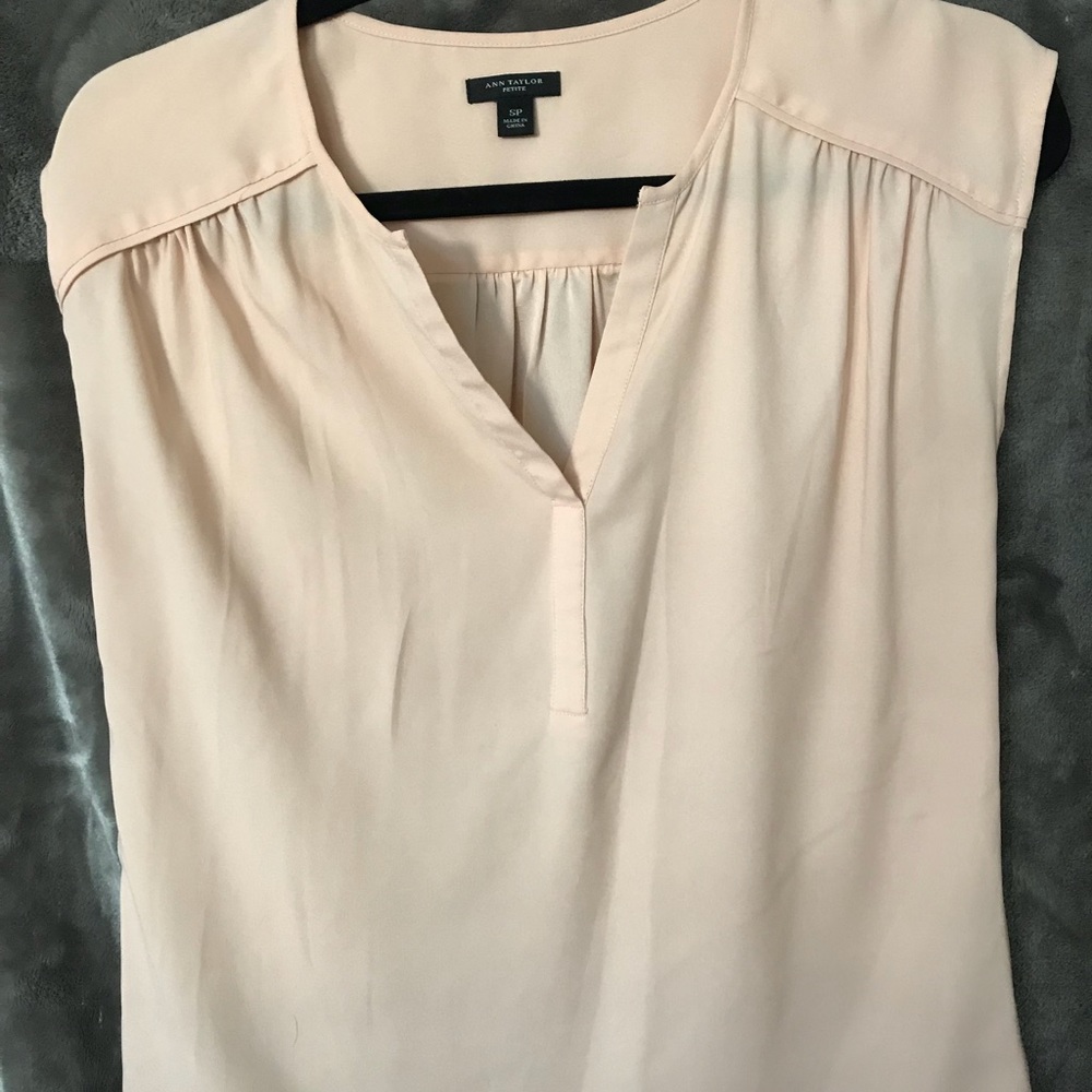 Ann Taylor peach blouse