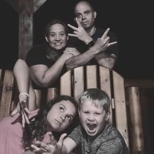 Meet your Posher, Kelley