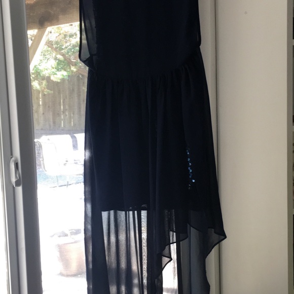 💲SALE 💲BCBG MAXAZRIA Sequin Chiffon Dress - Picture 3 of 5
