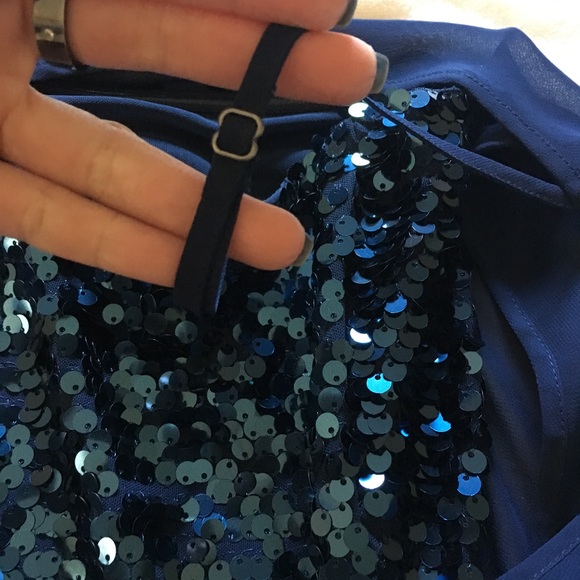 💲SALE 💲BCBG MAXAZRIA Sequin Chiffon Dress - Picture 5 of 5