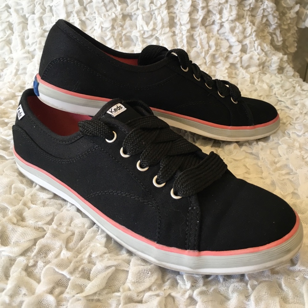 Cute Keds with pink detail
