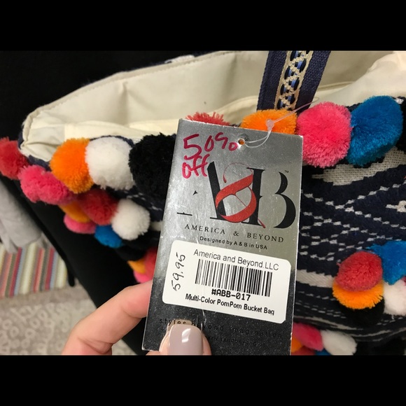 American and Beyond tote - Picture 5 of 5