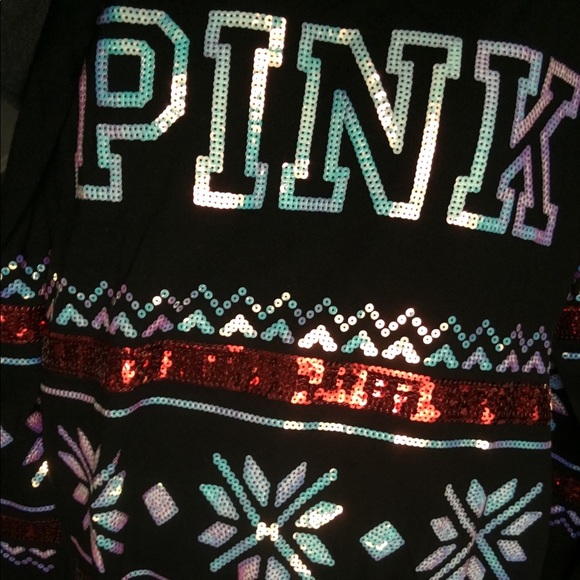 ❌ SOLD ❌ VS Pink Bling Sequin Christmas shirt - Picture 1 of 4