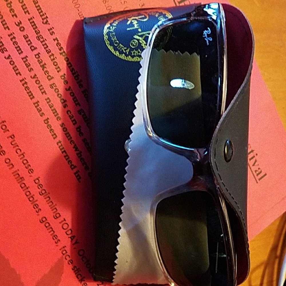 Sunglasses price reduced🤗