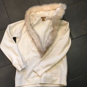 Cream colored Sweatshirt from Caesars Palace