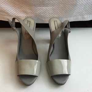 Banana Republic Taupe Leather Wood-blocked heels