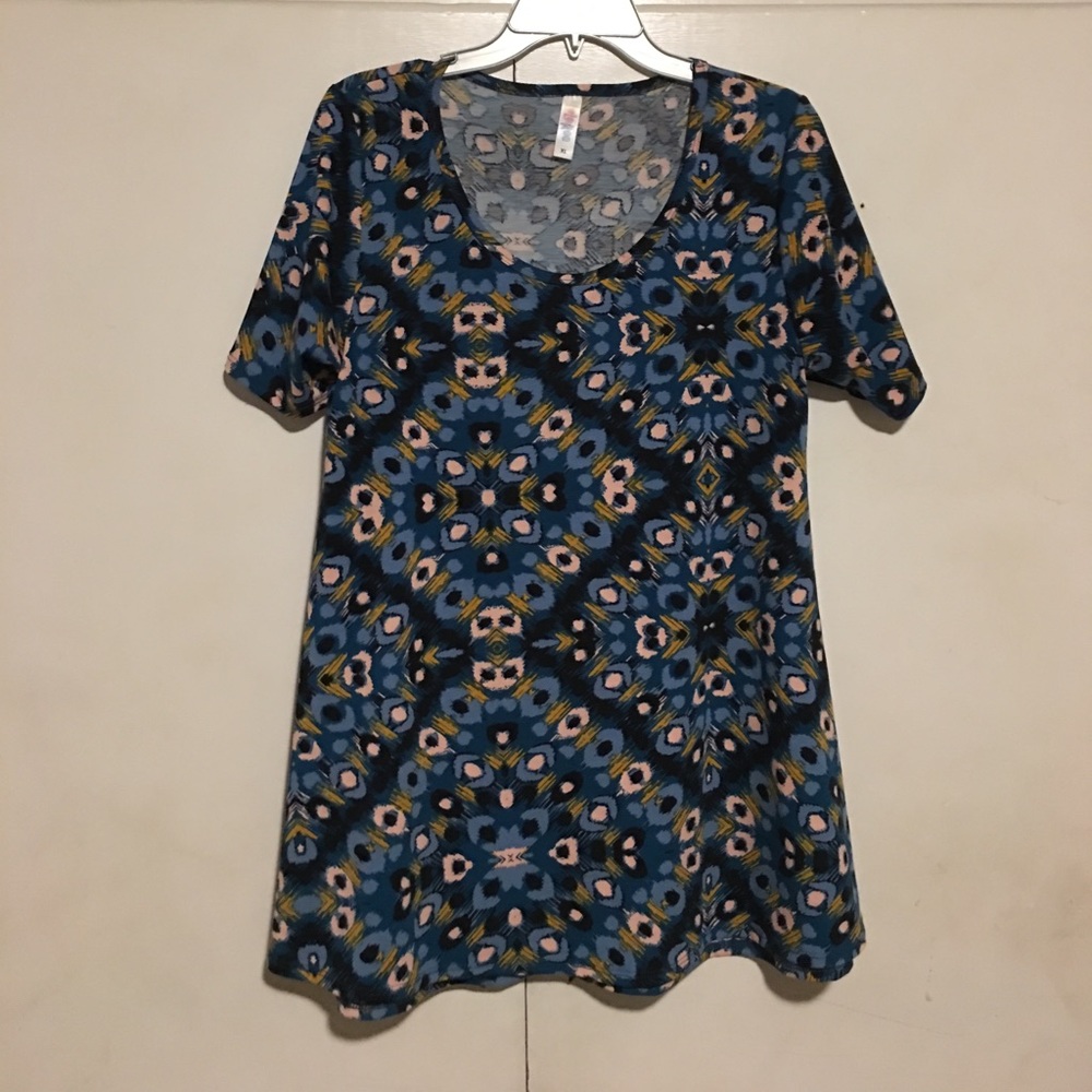 XL Perfect T Peacock Shirt LuLaRoe
