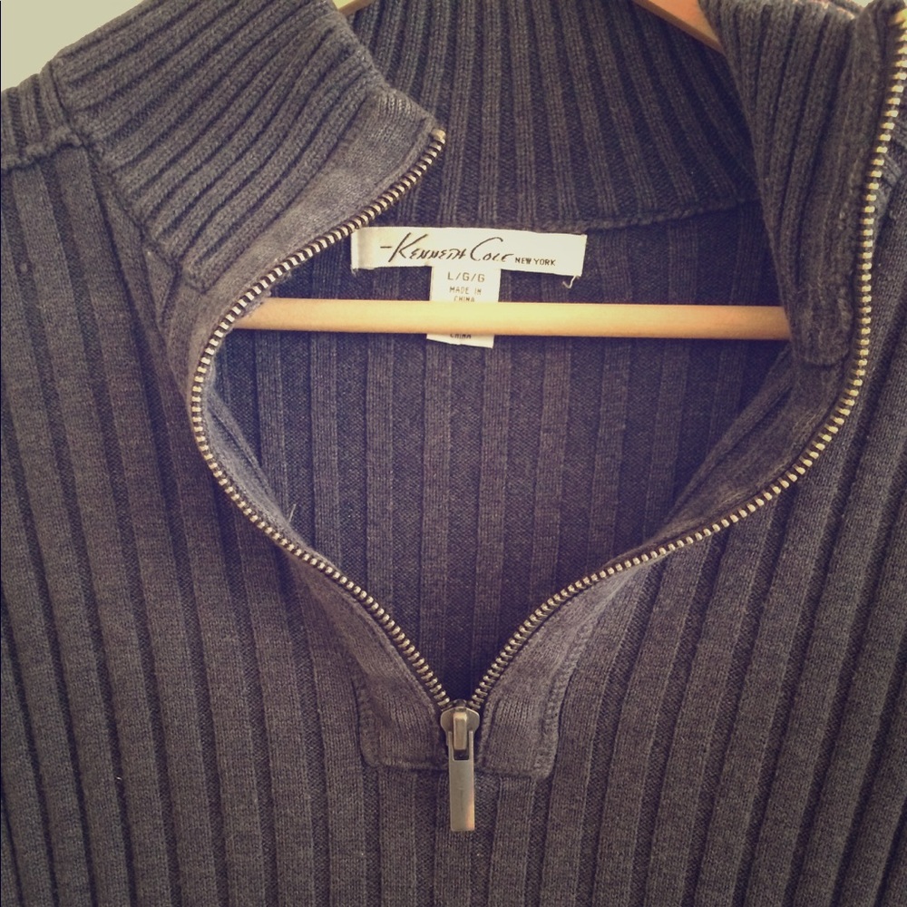Kenneth Cole pullover sweater