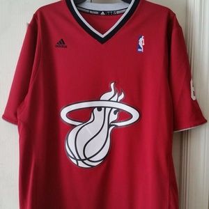 lebron james miami heat christmas jersey