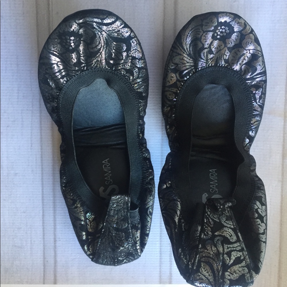 Yosi Samra size 9 in Excellent used condition ❤️