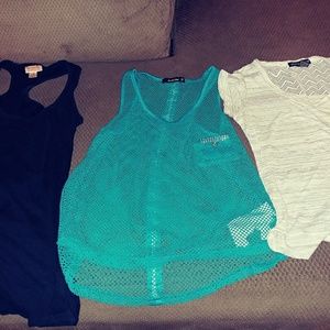 Tank tops & shirts