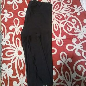 Under Armour compression leggings