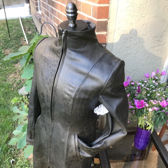 Sold on eBay - Picture 6 of 8