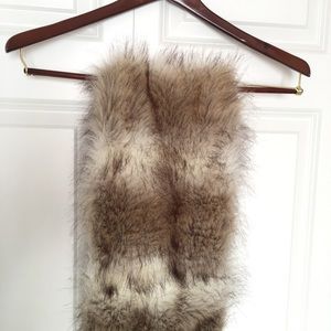 Faux fur infinity scarf NWT