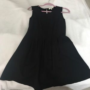 Plain black cocktail dress👗