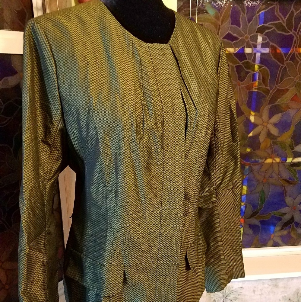 ELLEN TRACY JACKET