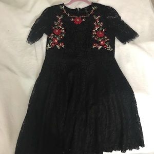 Black short sleeve dress