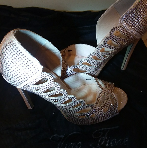 Vigo Fiore Shoes - Vigo Fiore glamorous open- toe heels
