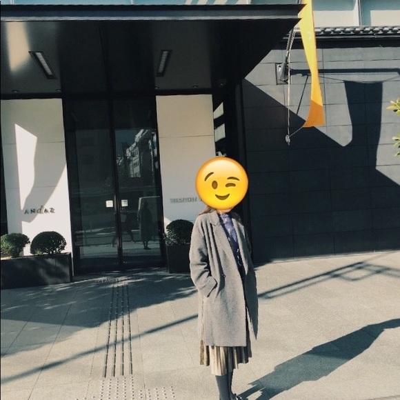 Velvet midi skirt. - Picture 4 of 4