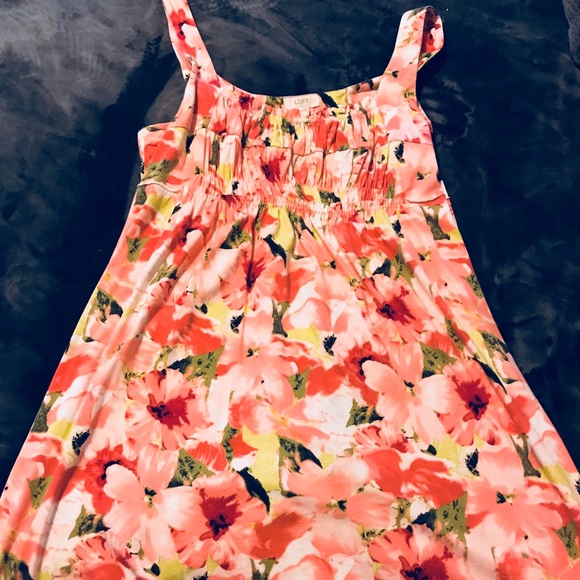 Summer dress - Picture 1 of 3